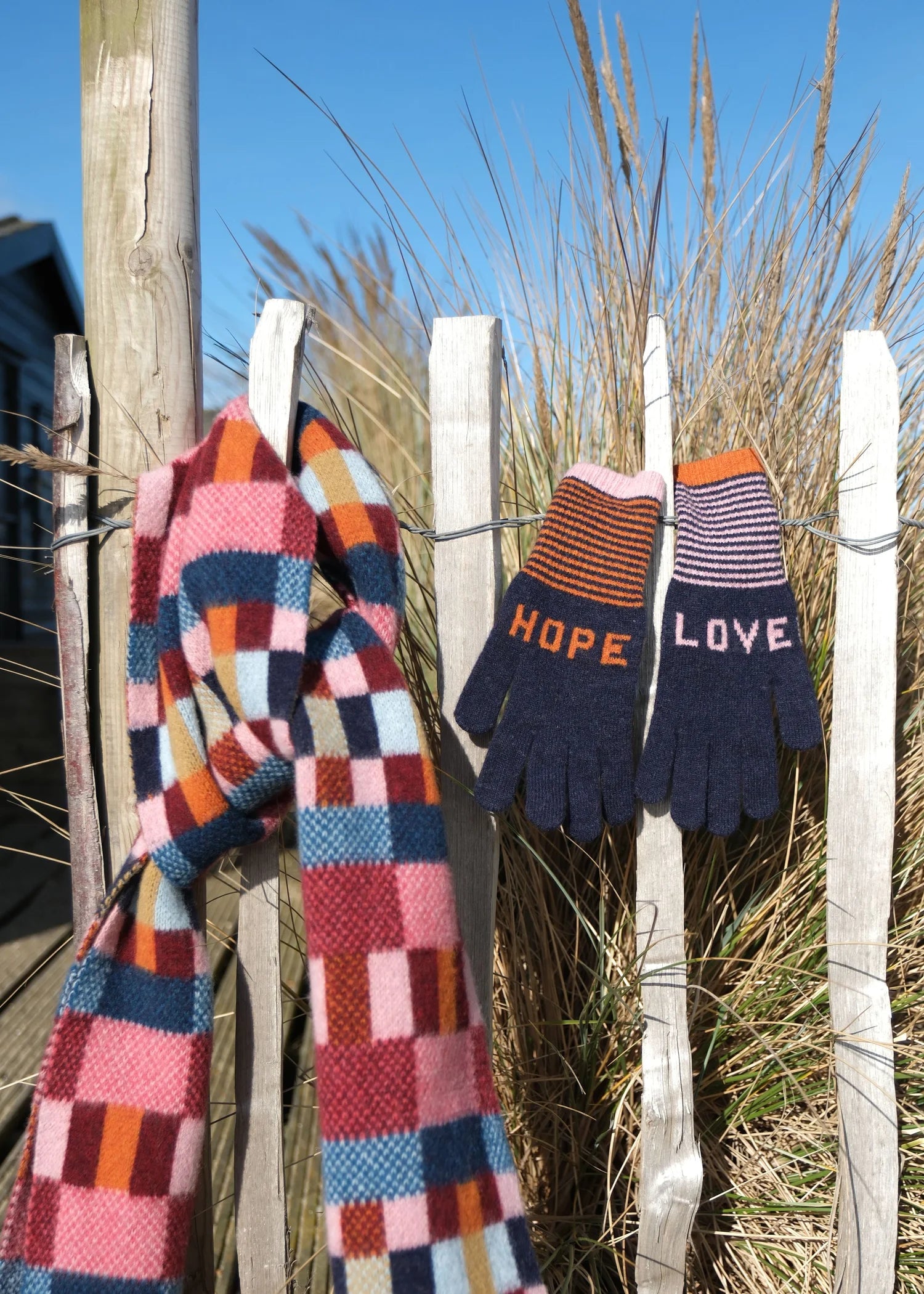 Love+Hope Gloves In Autumn Berry Colours